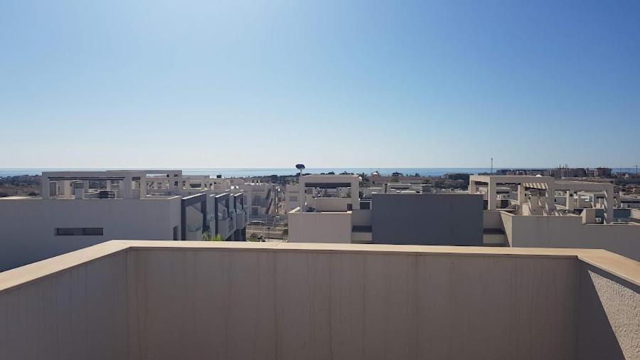 Oasis - Floor With Seaview *